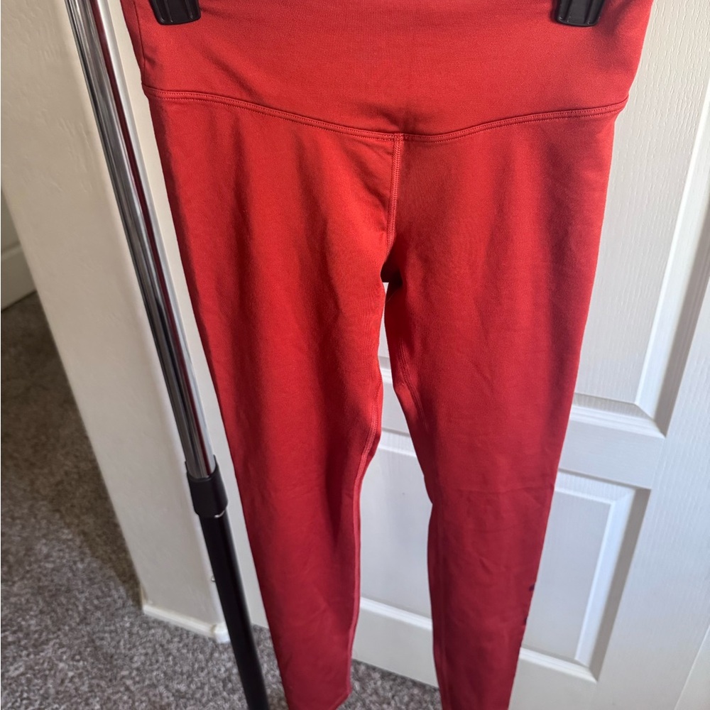 PINK Victoria's Secret Vibrant Leggings